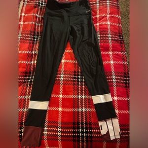 vs PINK Ultimate Leggings